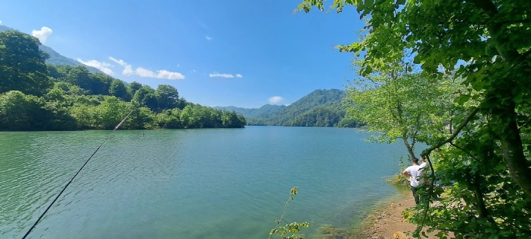 کمپینگ و شب‌مانی حوالی سد میجران