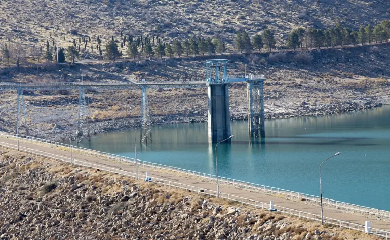 سد درودزن کجاست