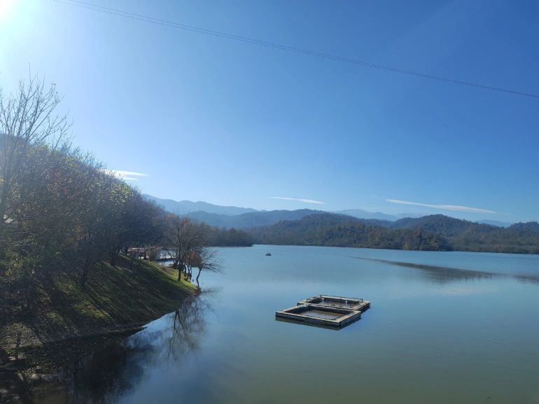 کمپینگ و شب‌مانی حوالی سد شیاده