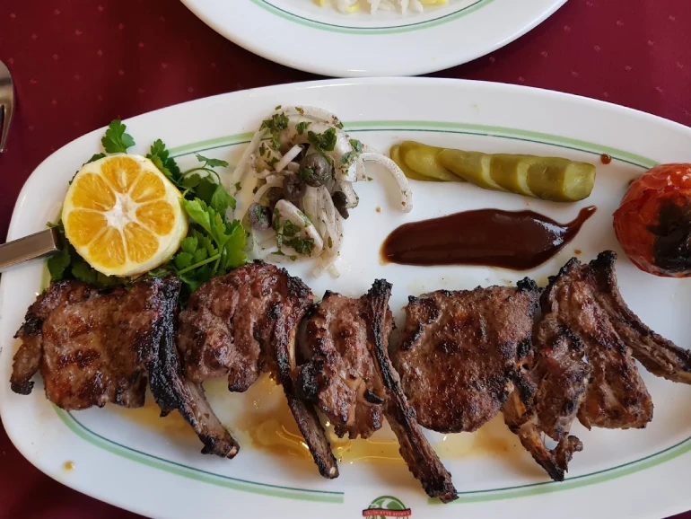 معروف ترین رستوران رامسر