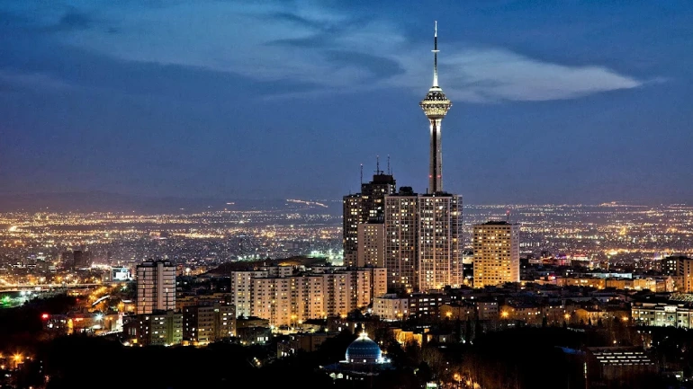 تفریحات برج میلاد تهران