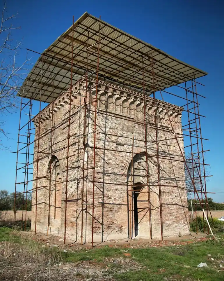 آتشکده آمل Google maps