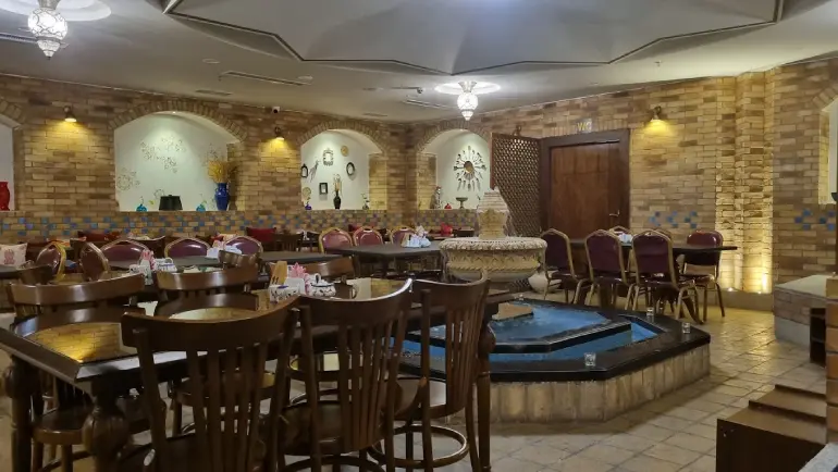 رستوران‌های معروف نیشابور