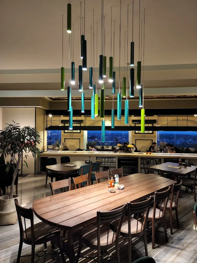 کافه آرتیست