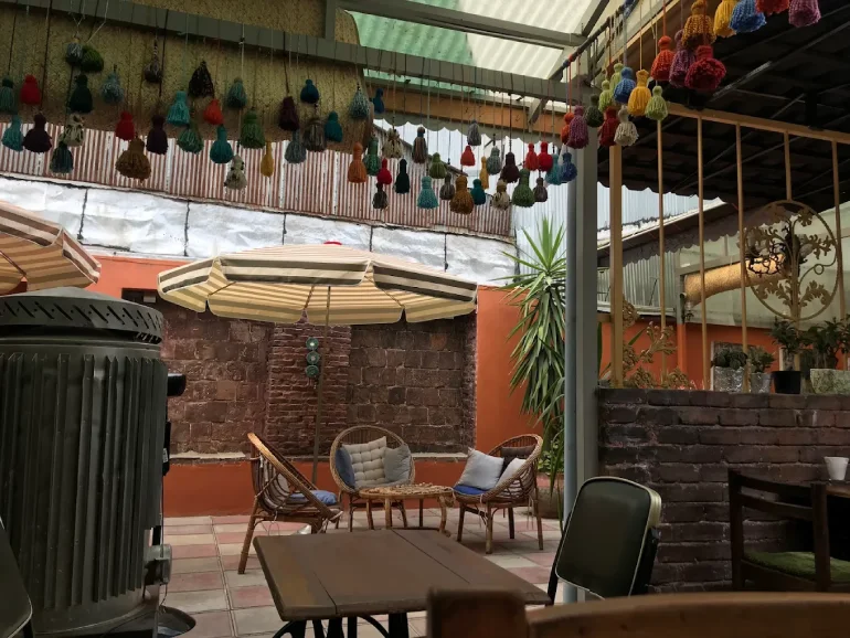 کافه گالری رشت