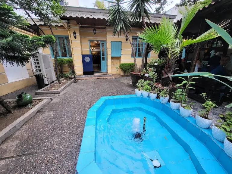 کافه رستوران شورکولی