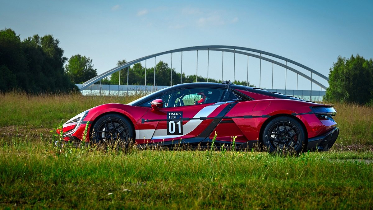 رکوردشکنی چینی‌ها؛ یانگ‌وانگ U9 سریع‌ترین خودروی برقی جهان شد