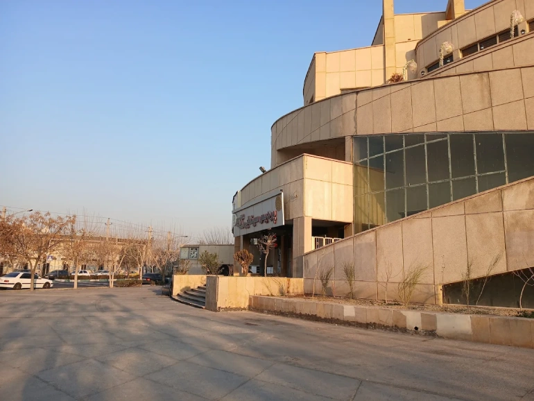 پردیس سینمایی راگا