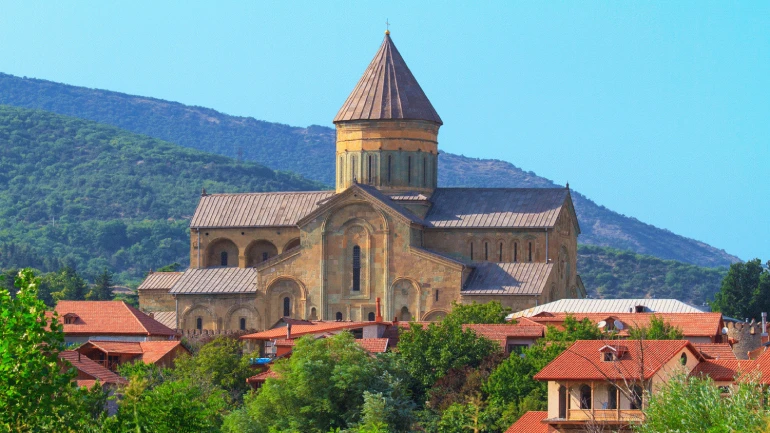 کلیسای جامع سوِتیتسخوِلی (Svetitskhoveli Cathedral)