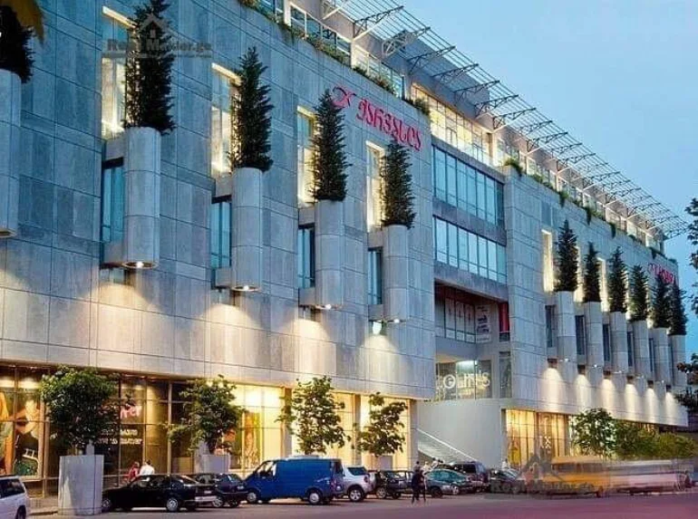 مرکز خرید کارواسلا (Karvasla)