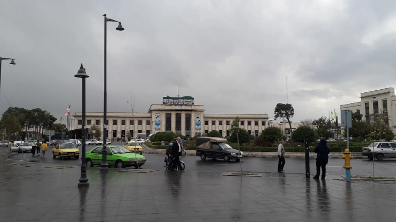 رفتن به ایستگاه راه آهن تهران با تاکسی