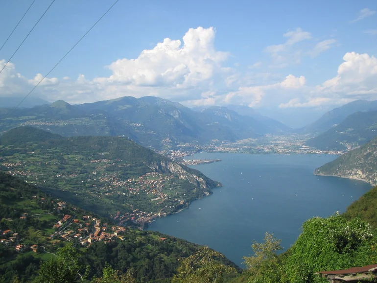 دریاچه ایسه (Lake Iseo)