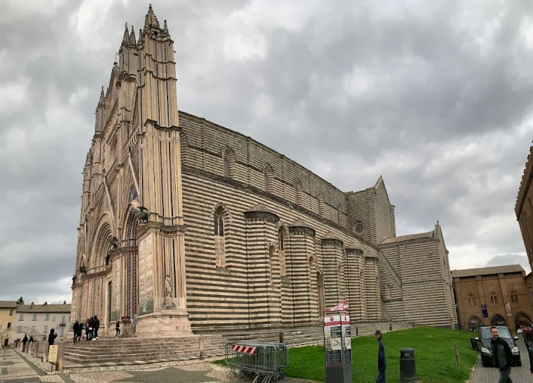 کلیسای جامع اورویتو (Orvieto Cathedral)