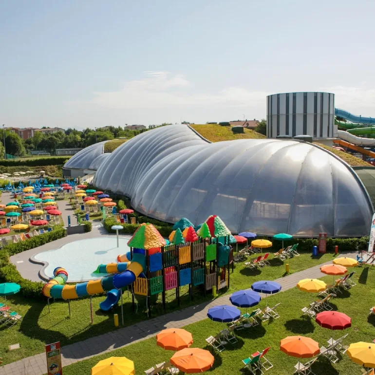 پارک آبی آکواورلد (Acquaworld)