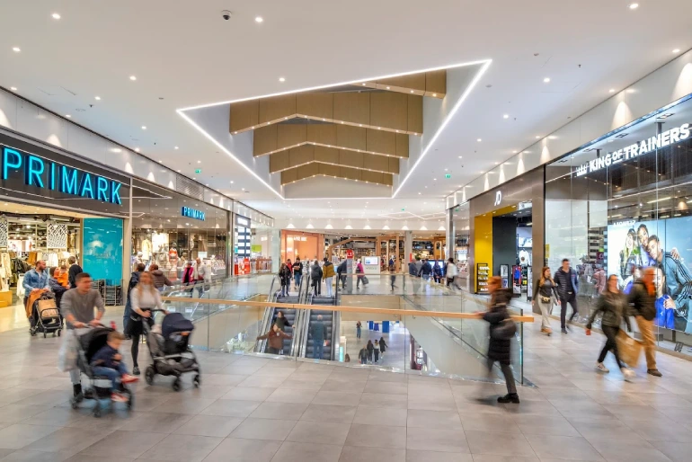 مرکز خرید رونکادله (Roncadelle Shopping, Roncadelle)