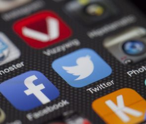 کدام گروه سنی اعتیاد بیشتری به وسایل دیجیتال دارد؟