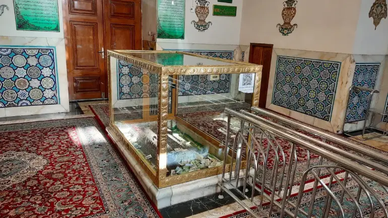 آرامگاه پیر پالان‌دوز