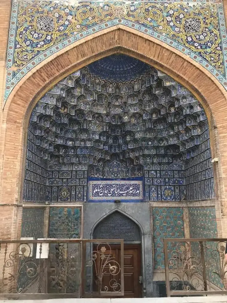 مدرسه عباسقلی خان