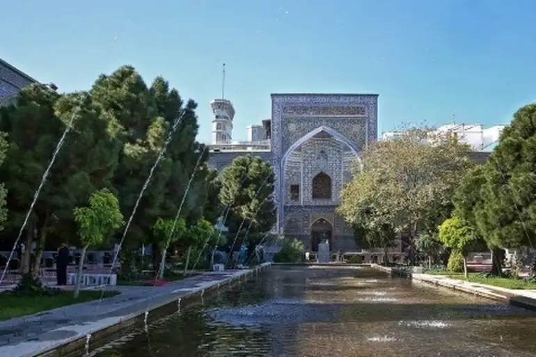 مدرسه میرزا جعفر
