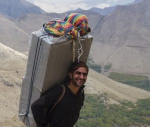 مزایای قانونی که به هدف نرسید/کولبری و ته‌لنجی؛ نجات معیشت یا تهدید اقتصاد؟