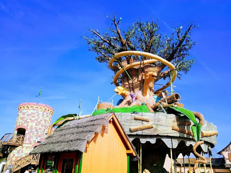 دیزنی چسینگتون ورلد آف ادونچرز (Chessington World of Adventures)