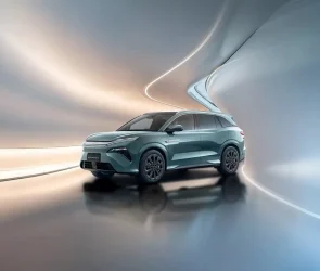 بی وای دی آتو ۸ مدل ۲۰۲۶ با قیمت ۳۰۲۵۰ دلار در چین عرضه شد