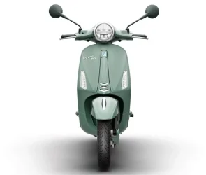 وسپا از نسخه ویژه ۸۰ سالگی اسکوترهای پریماورا و GTS رونمایی کرد