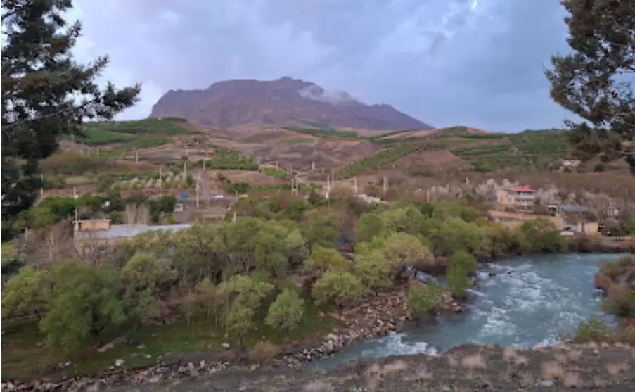 کوه شیراز چهار محال و بختیاری