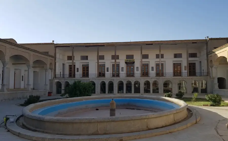 خانه‌ تاریخی ستوده چالشتر