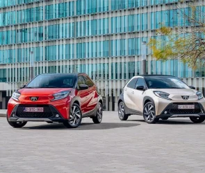 توافق جدید دولت و مجلس برای واردات خودرو با تعرفه ۴ درصدی